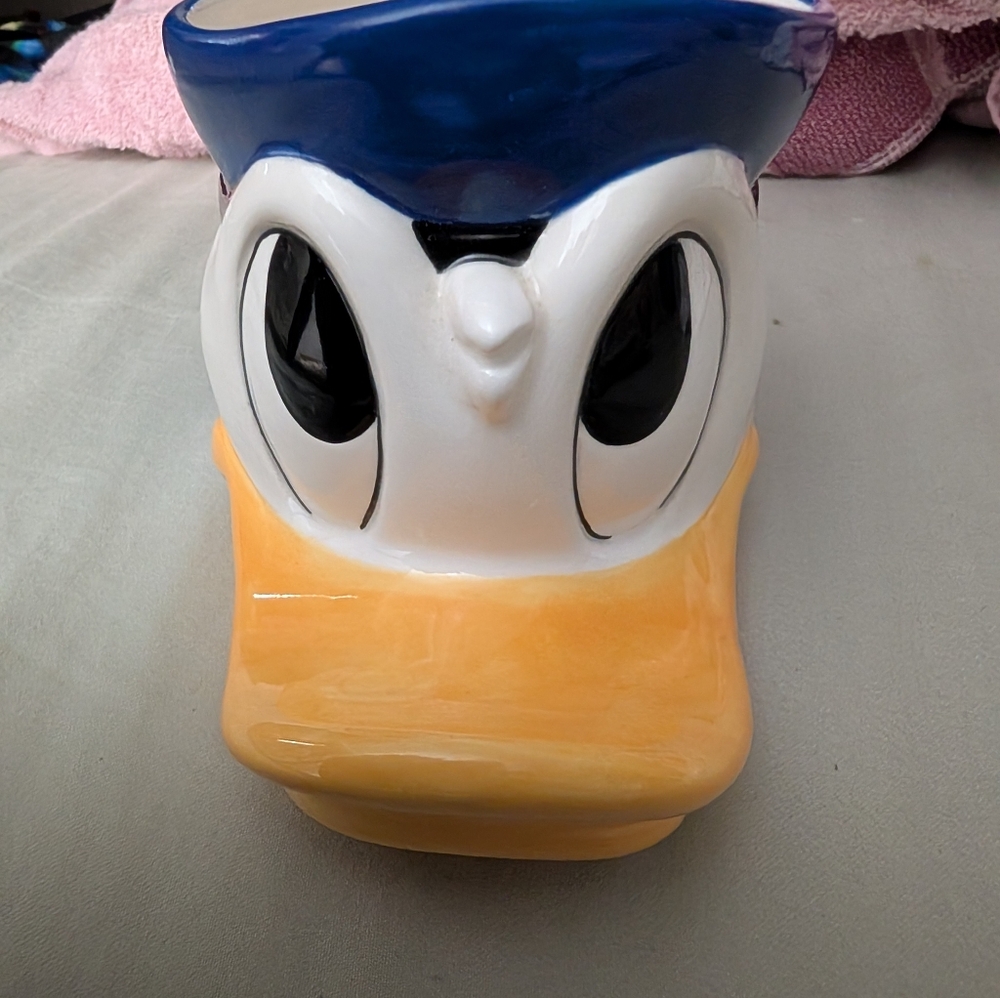 Donald Duck Ceramic Mug